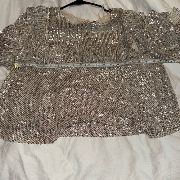 Free People Dance Floor Sequin Ruffle Top Champagne Metallic Size Large - Picture 14 of 14